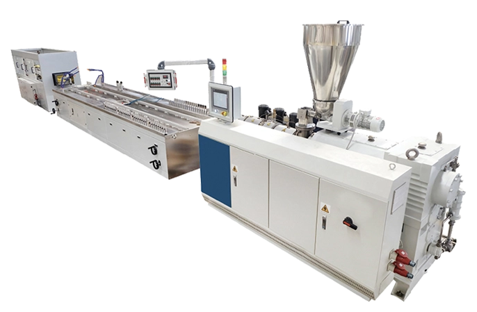 PVC ケーブル トラフ生産ライン