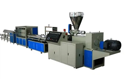 PVC ドアと窓の生産ライン